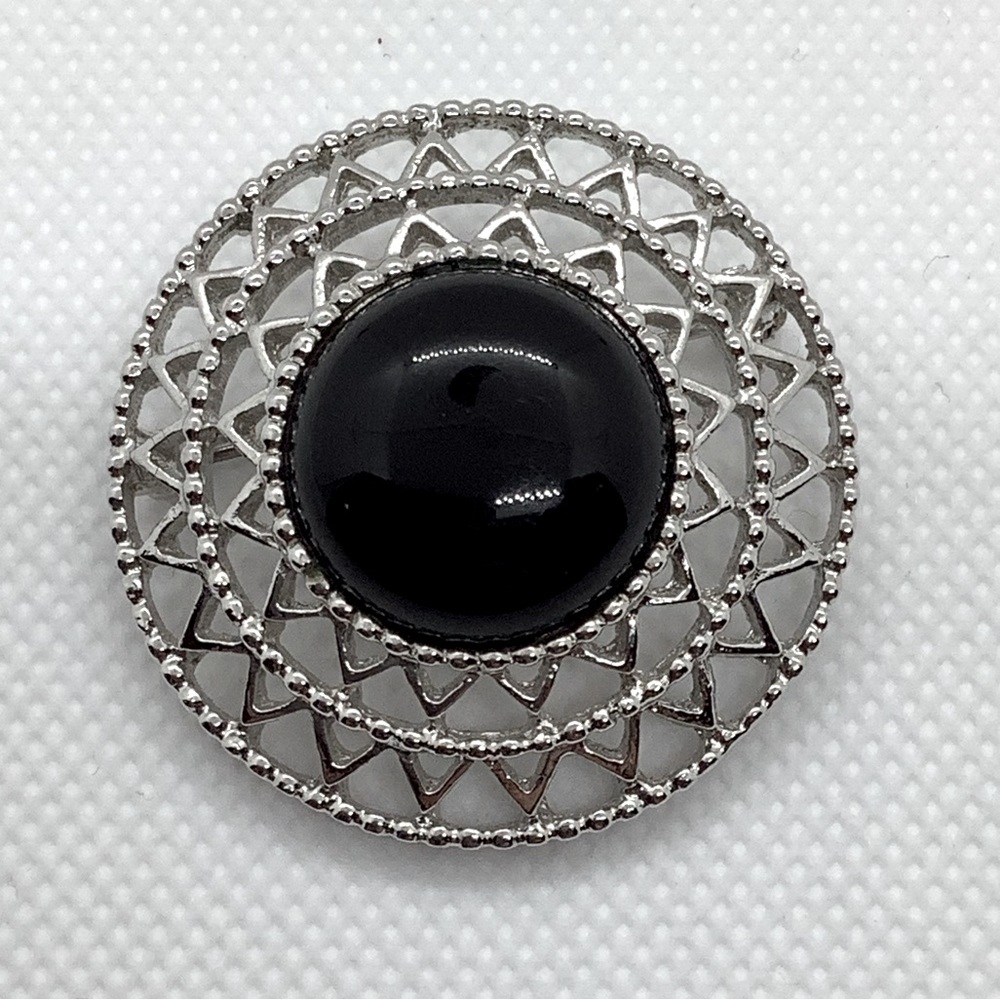 Sarah Coventry Jet Set Silver Tone and Black Stone Brooch